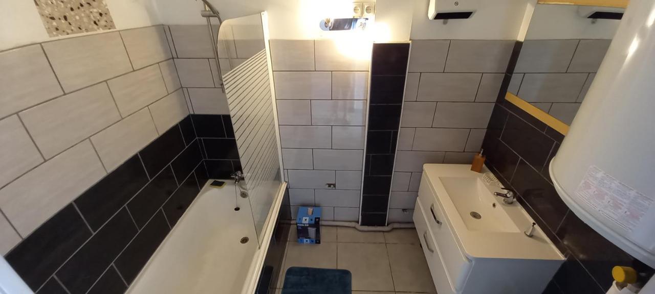 Apartament La Dolce Vita -T2 52M2- Dernier Etage- Terrasse-Parking-Wifi Fibre Tarbes Zewnętrze zdjęcie